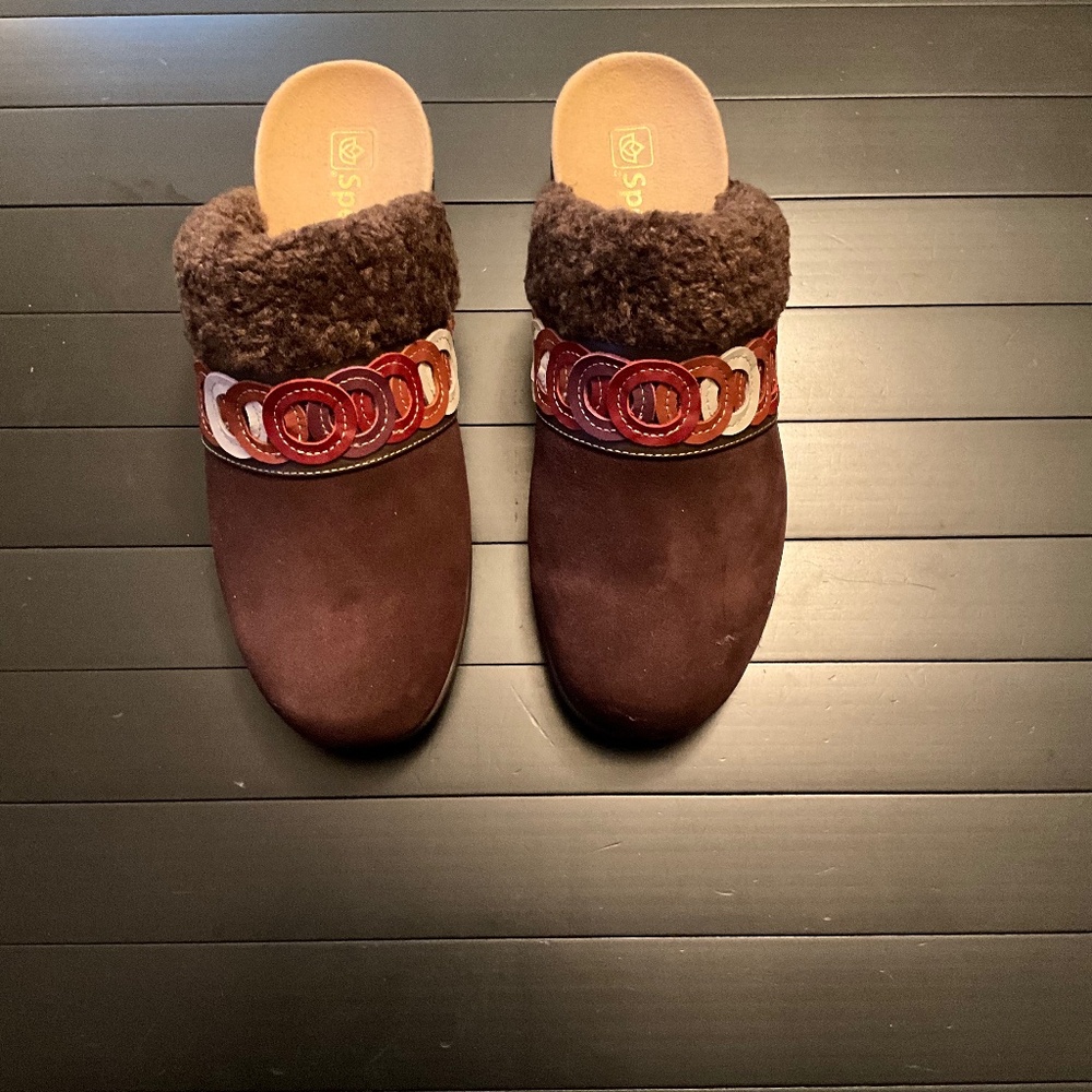 Spence Clogs
